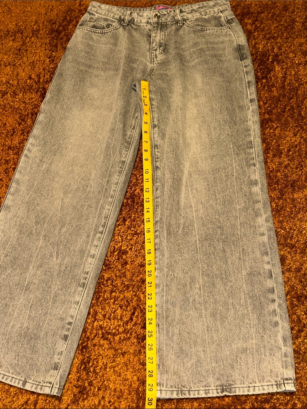 Edikted Women's Relaxed Wide-Leg Jeans in Faded Light Gray - Picture 3 of 6